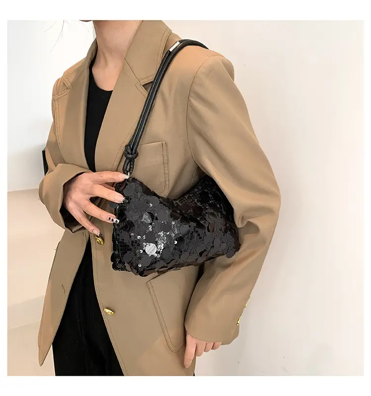 Red Lace Shoulder Bag for Women 2024 — feature 19