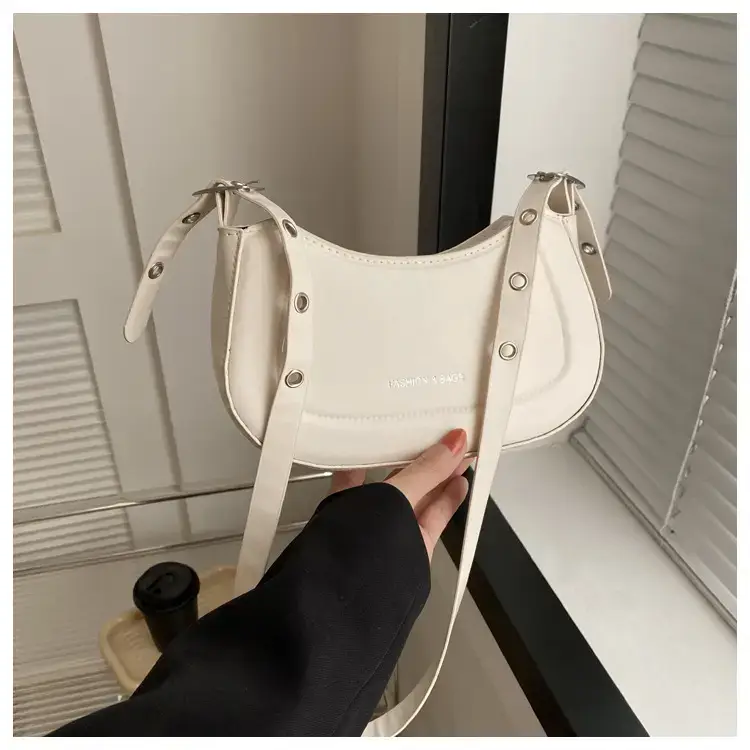Women's White Retro Square Shoulder Bag 2024 — feature 22