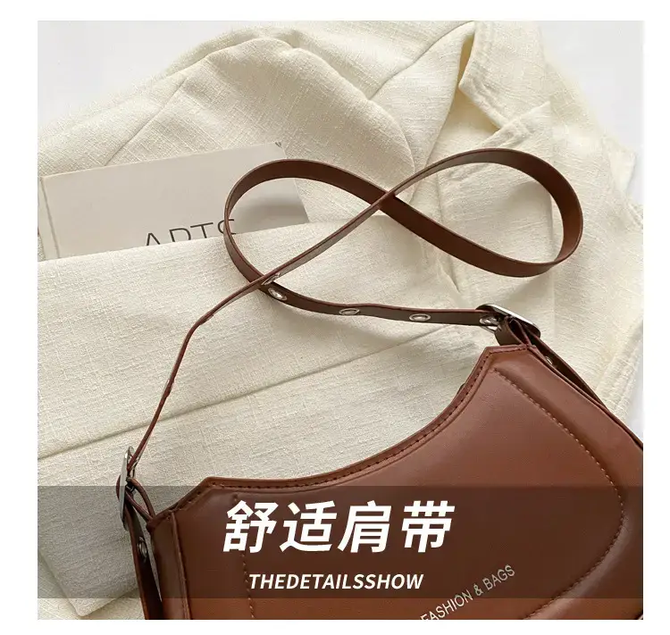 Women's White Retro Square Shoulder Bag 2024 — feature 3