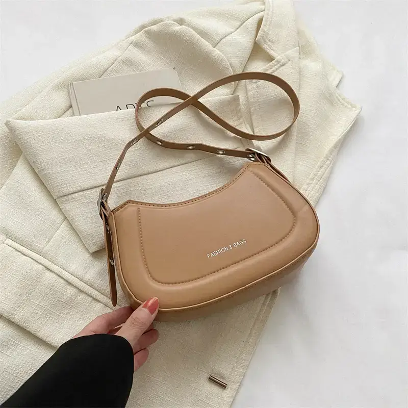 Women's White Retro Square Shoulder Bag 2024 - Image 2