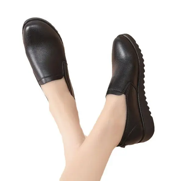 Non-slip waterproof oil-proof kitchen work shoes work shoes KFC Pizza Hut flat mother shoes soft bottom women's shoes - Image 6
