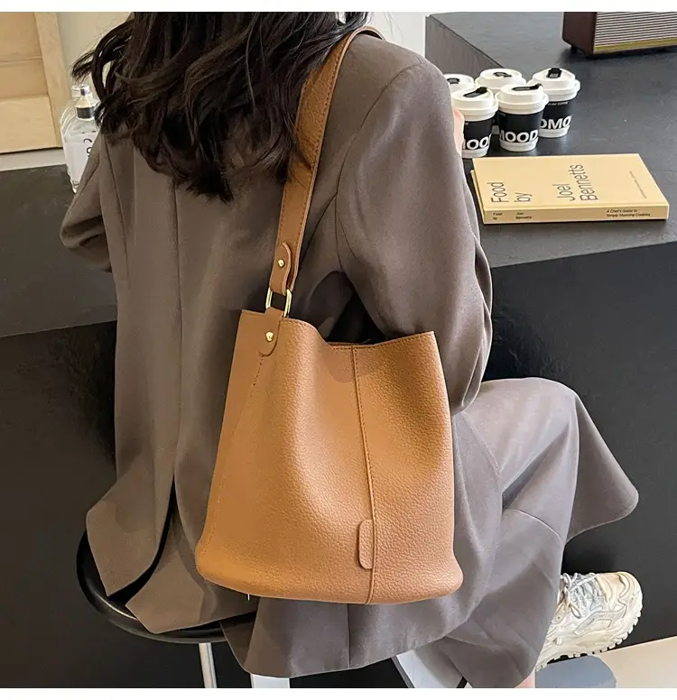 Black Lychee Pattern Bucket Bag for Women 2024 — feature 23