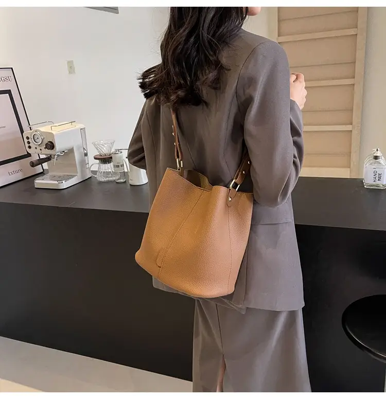 Black Lychee Pattern Bucket Bag for Women 2024 — feature 26