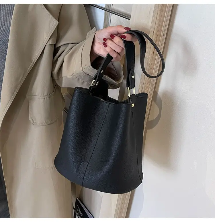 Black Lychee Pattern Bucket Bag for Women 2024 — feature 33