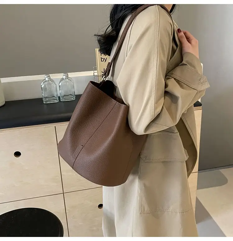 Black Lychee Pattern Bucket Bag for Women 2024 — feature 39