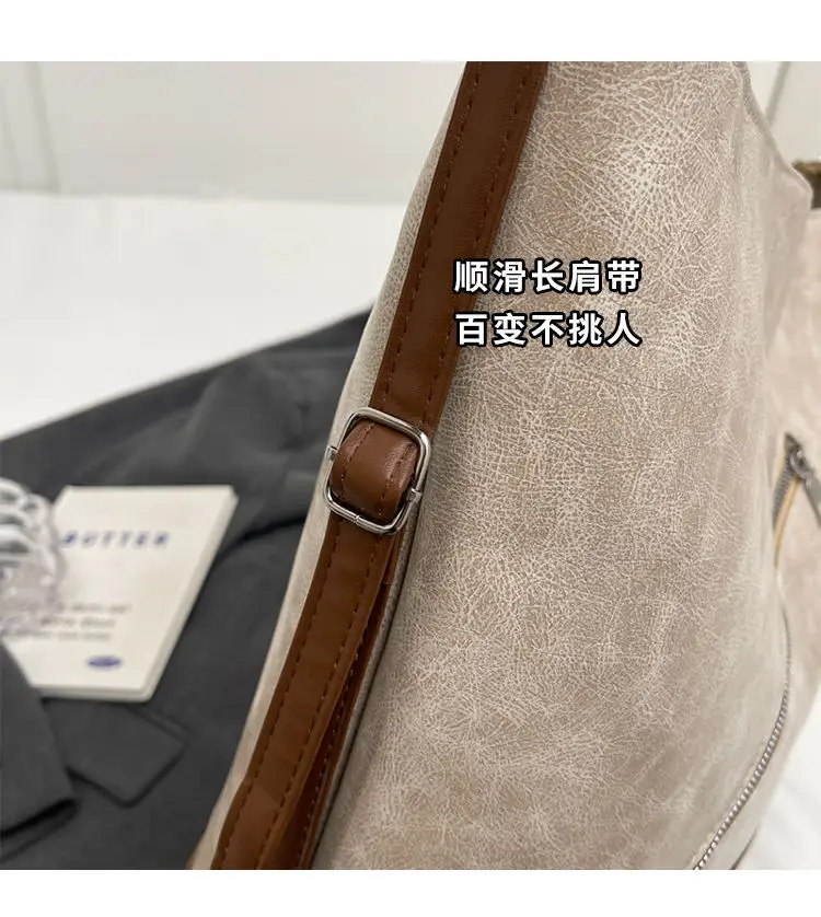 Retro Large Capacity Women's Tote Bag Brown Beige — feature 3