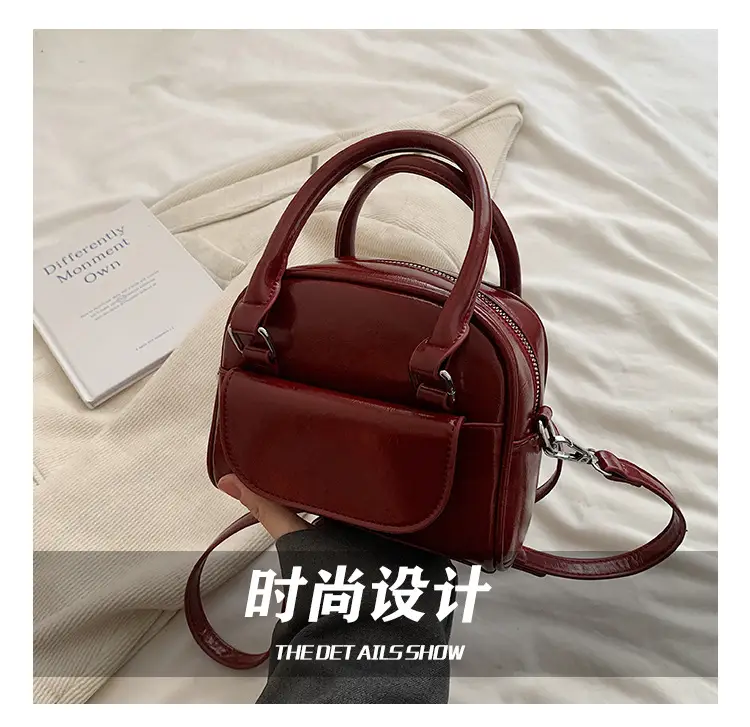 2023 New Black Women's Shoulder Messenger Bag — feature 11