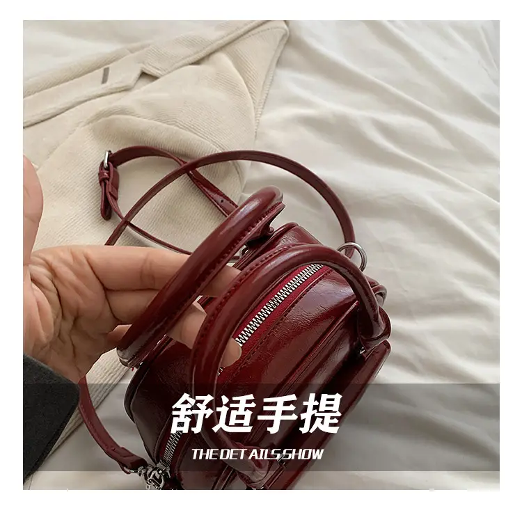 2023 New Black Women's Shoulder Messenger Bag — feature 12