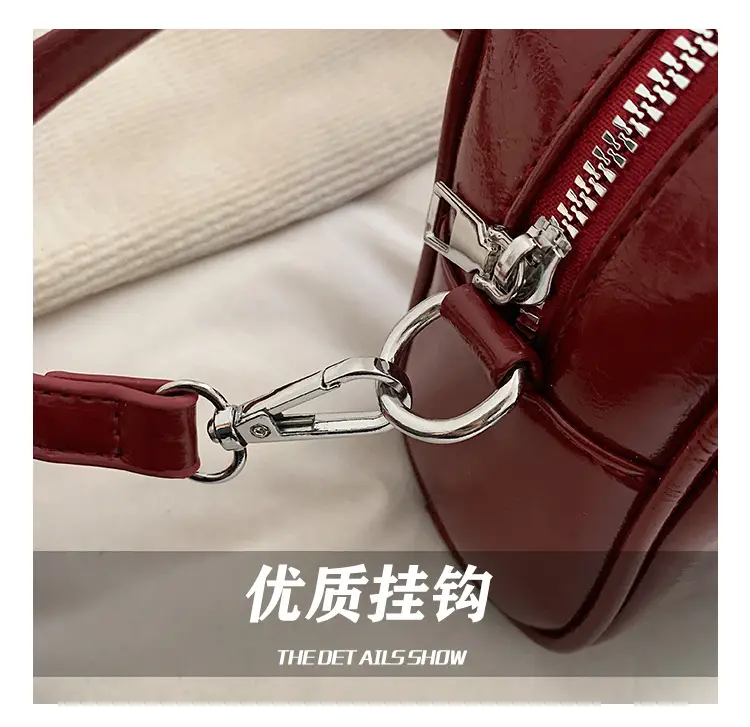 2023 New Black Women's Shoulder Messenger Bag — feature 14