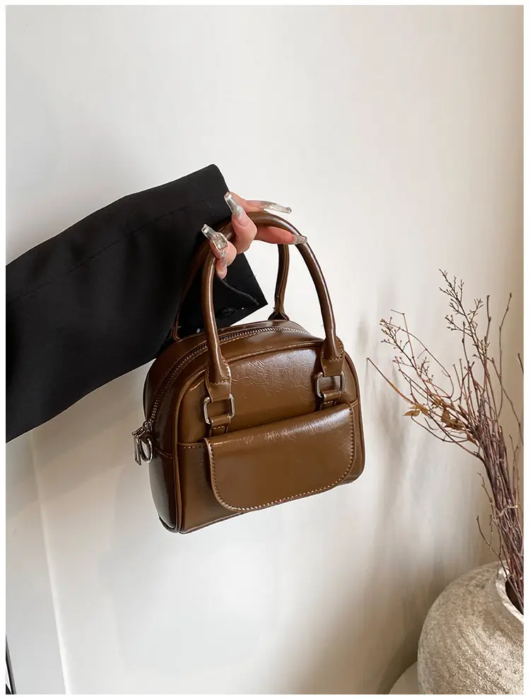 2023 New Black Women's Shoulder Messenger Bag — feature 29