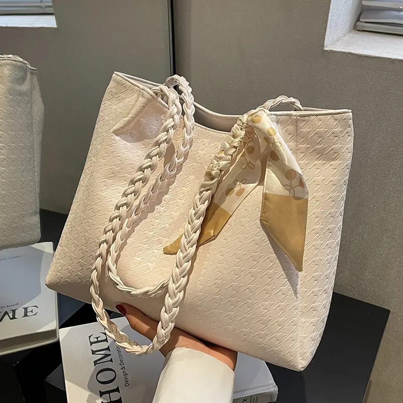 Women's High-End Western Tote Bag Beige 2023 - Image 7