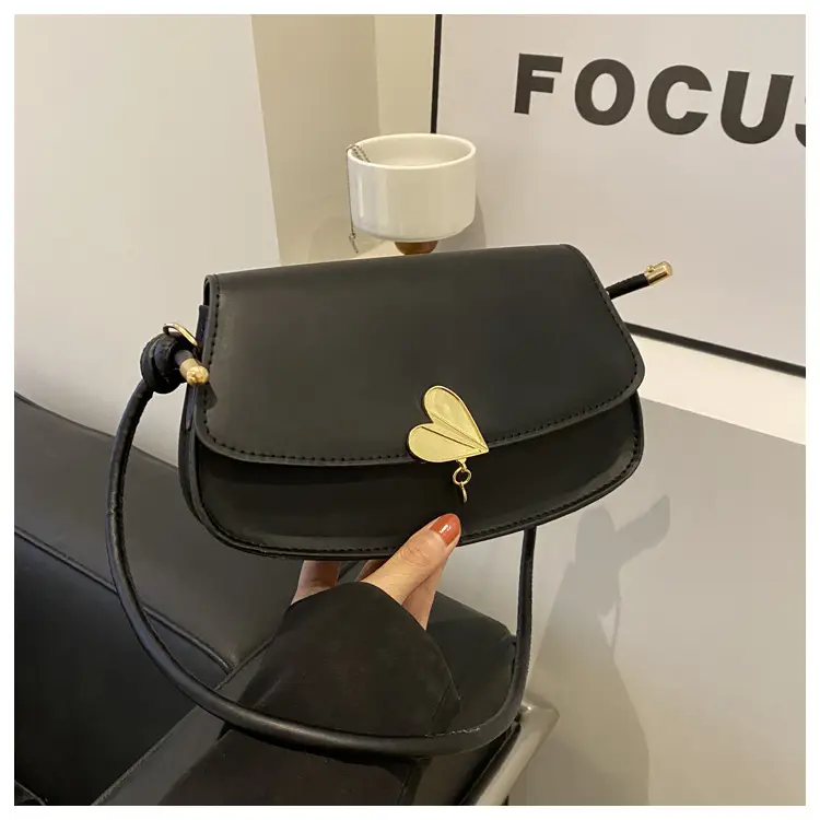 Black Cat Design Shoulder Bag for Women 2024 — feature 10