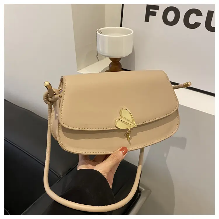 Black Cat Design Shoulder Bag for Women 2024 — feature 12