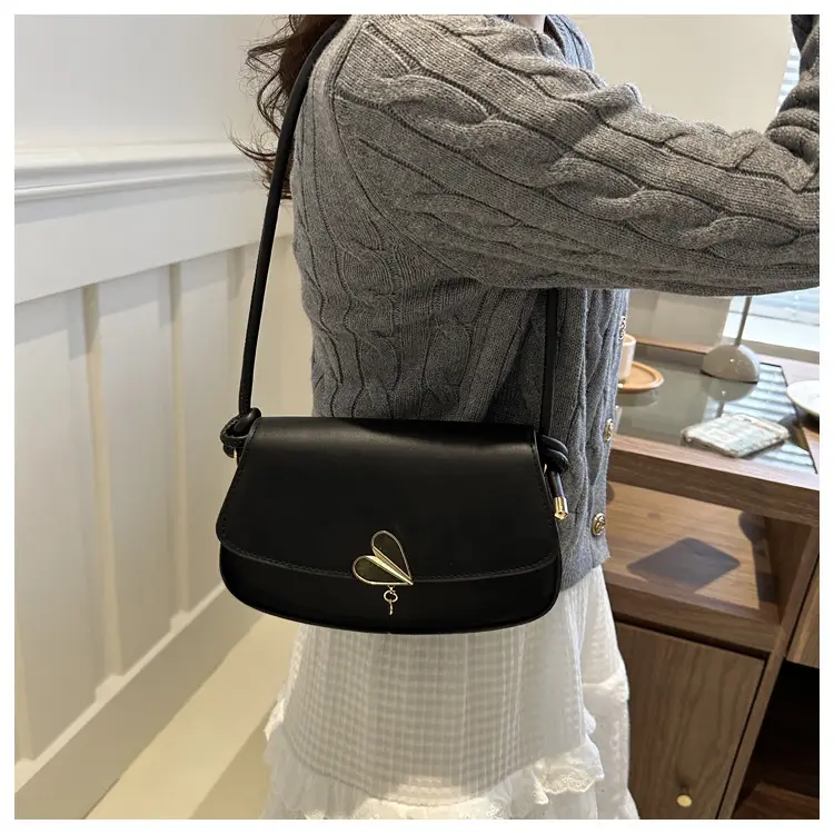 Black Cat Design Shoulder Bag for Women 2024 — feature 18