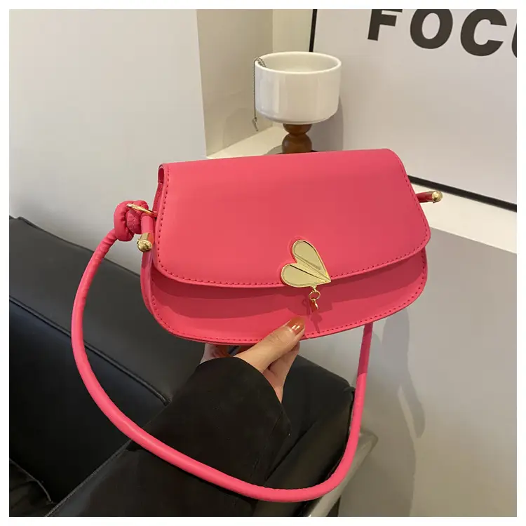 Black Cat Design Shoulder Bag for Women 2024 — feature 8