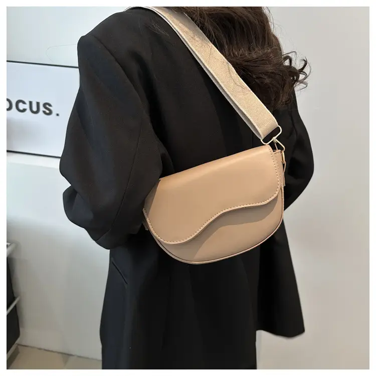 Women's Western Style Small Shoulder Crossbody Bag White - Image 7