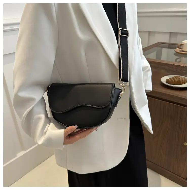 Women's Western Style Small Shoulder Crossbody Bag White - Image 8