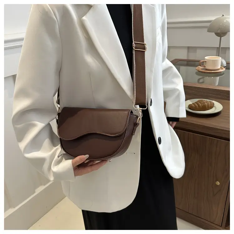 Women's Western Style Small Shoulder Crossbody Bag White — feature 16
