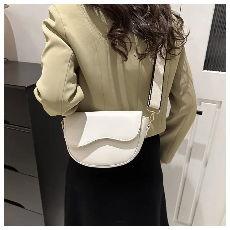 Women's Western Style Small Shoulder Crossbody Bag White — feature 24