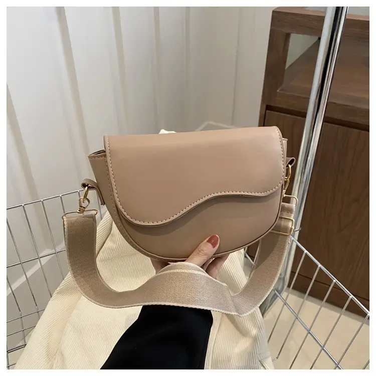 Women's Western Style Small Shoulder Crossbody Bag White - Image 4