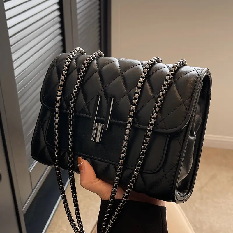 2023 Rhombus Chain Shoulder Messenger Bag Black - Image 3