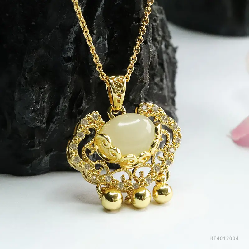Guan Yu Hetian Jade Necklace for Women Clear Water Jade — feature 9
