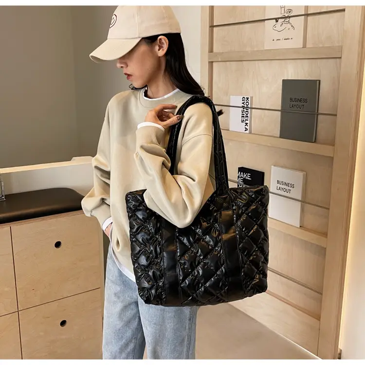White Quilted Rhombus Shoulder Bag for Women — feature 17