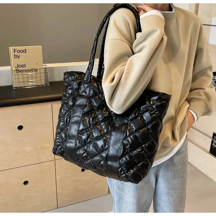 White Quilted Rhombus Shoulder Bag for Women — feature 21