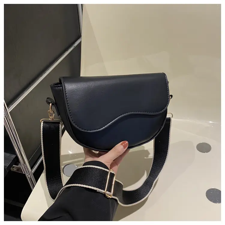 Korean Style Beige Shoulder Messenger Bag for Women — feature 23