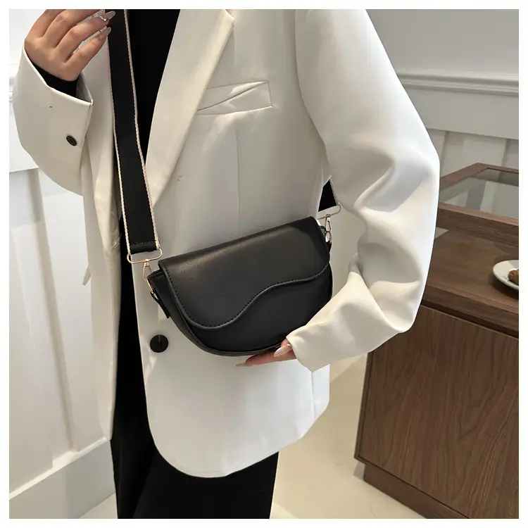 Korean Style Beige Shoulder Messenger Bag for Women — feature 7
