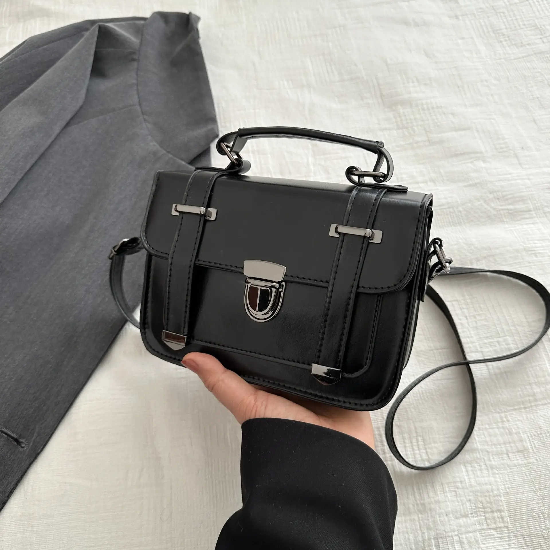 Retro Brown Shoulder Messenger Bag for Women 2024 — feature 21
