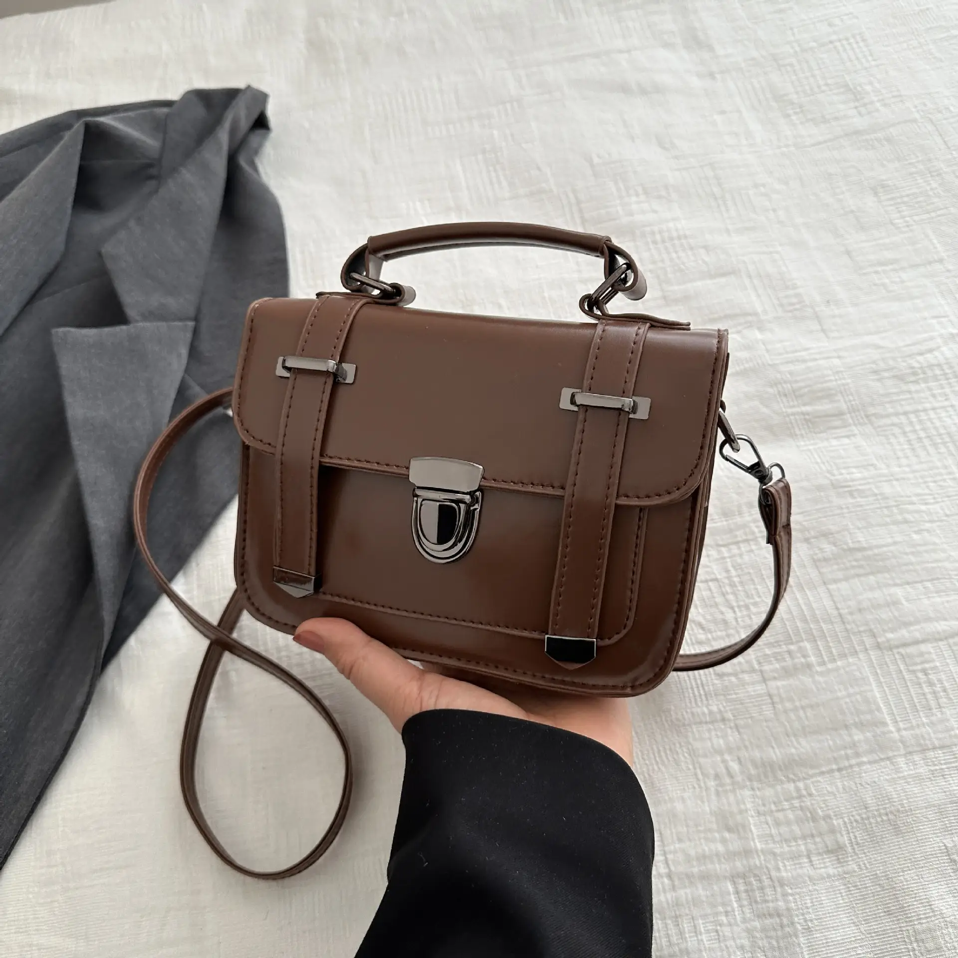 Retro Brown Shoulder Messenger Bag for Women 2024 — feature 25