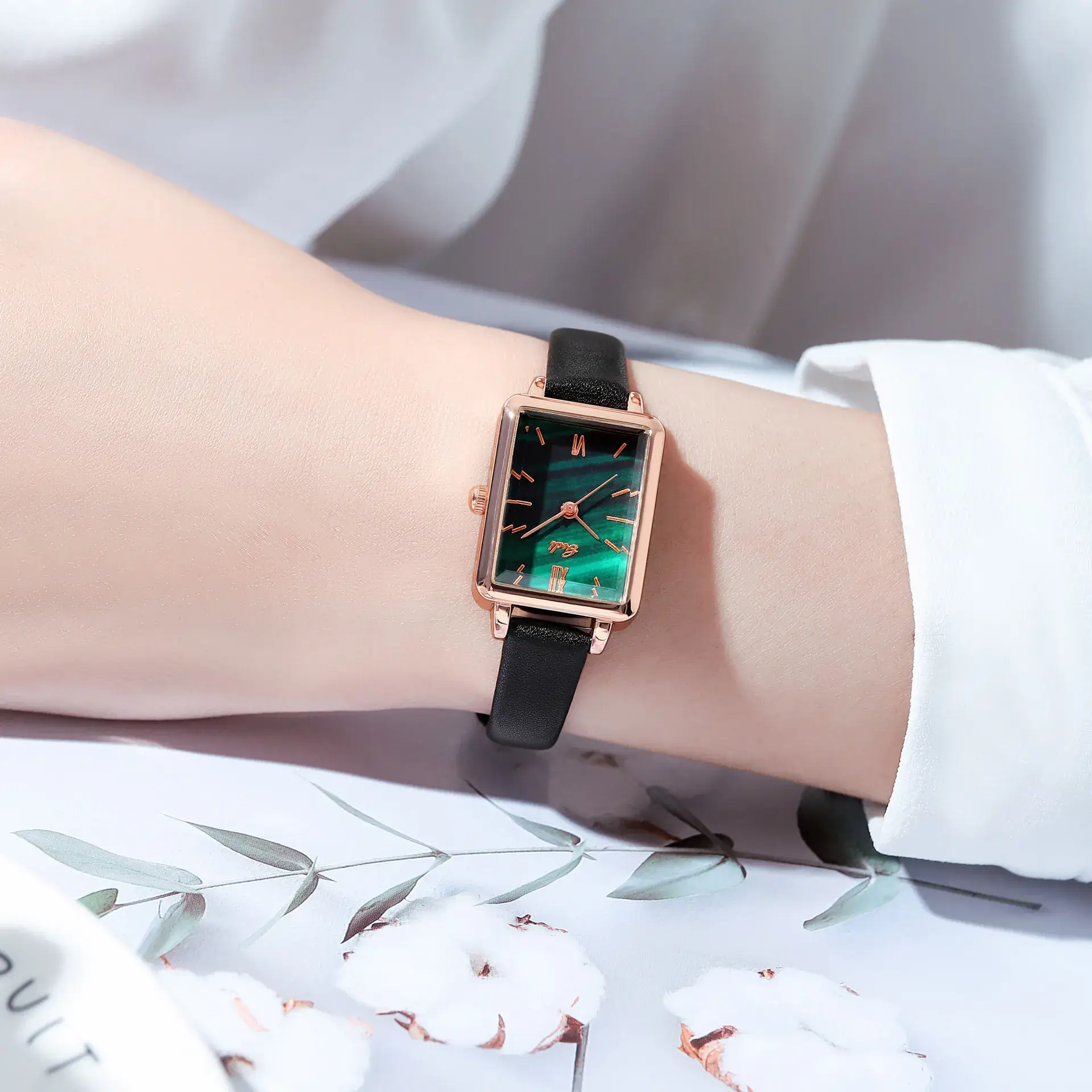 Gold Square Quartz Watch for Women - Image 3