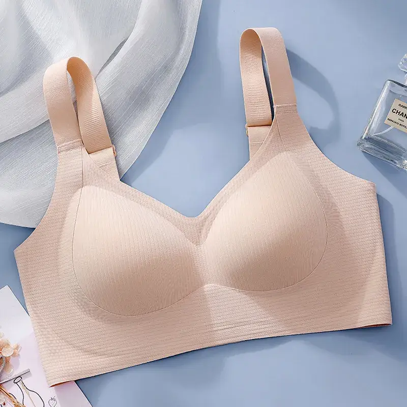 Non-Magnetic Seamless Pull-Up Bra for Women - Image 2