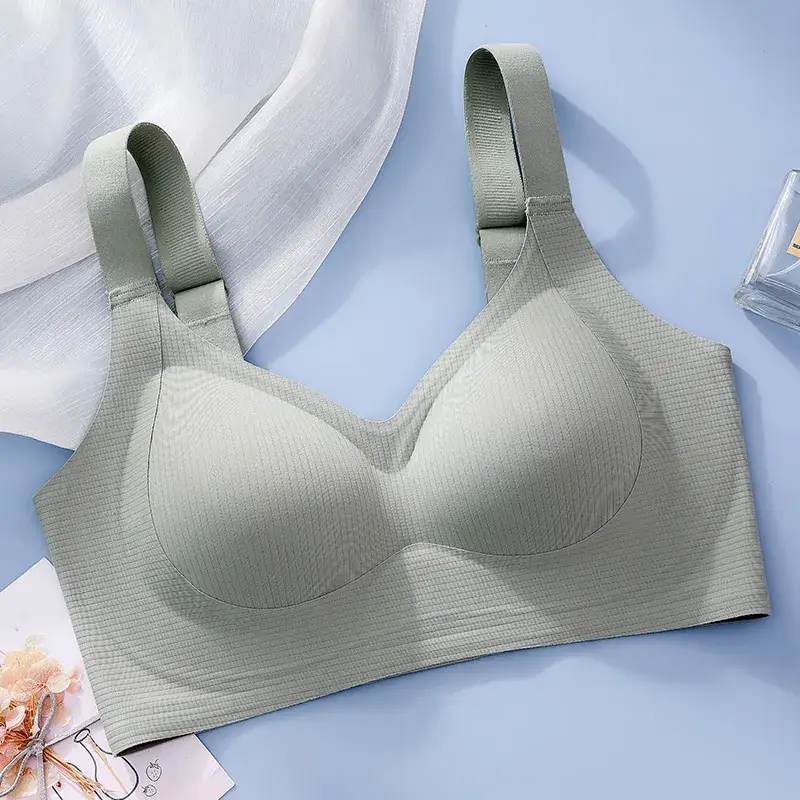 Non-Magnetic Seamless Pull-Up Bra for Women - Image 3