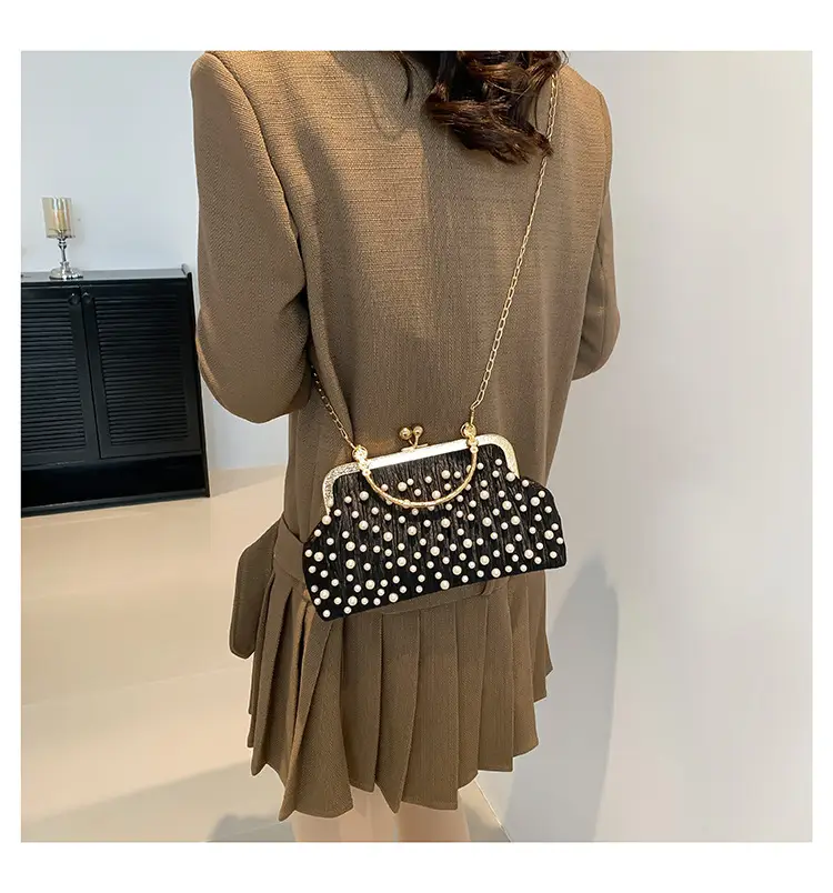Women's Polka Dot Pearl Chain Shoulder Bag 2024 — feature 22