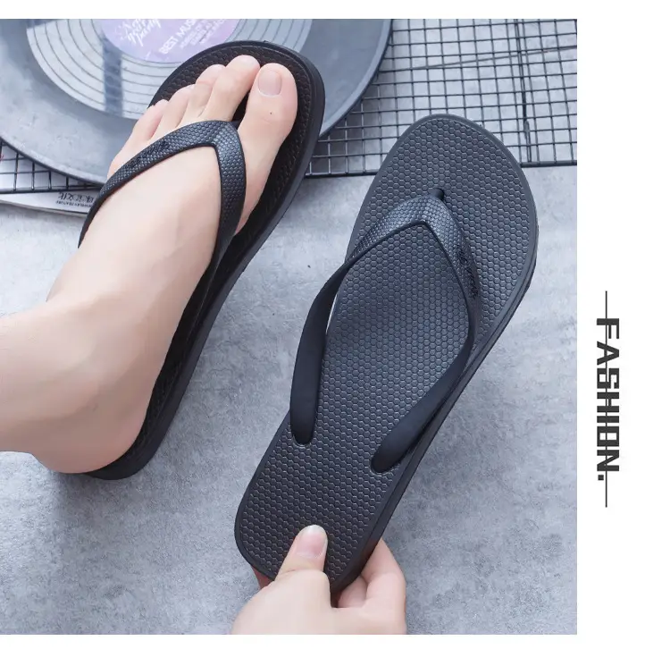 Spring, autumn and summer casual men's comfortable personalized plastic flip flops daily outdoor beach PVC flat heel sandals — feature 18
