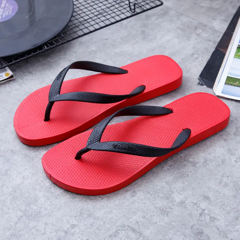 Spring, autumn and summer casual men's comfortable personalized plastic flip flops daily outdoor beach PVC flat heel sandals