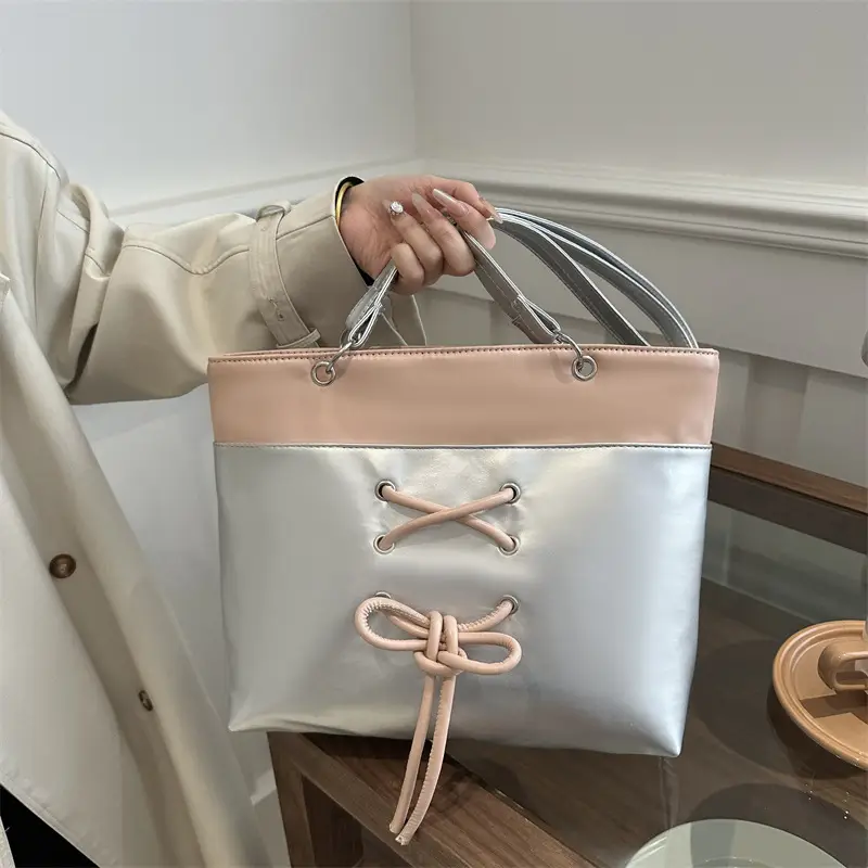 Women's Beige Pink Butterfly Embroidered Tote Bag