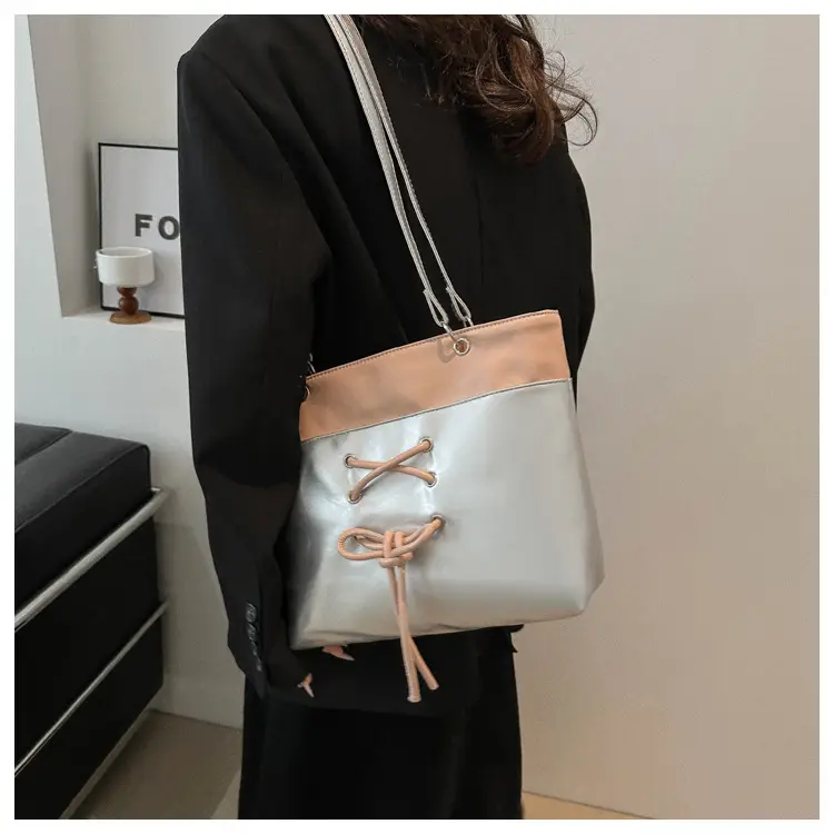 Women's Beige Pink Butterfly Embroidered Tote Bag — feature 11