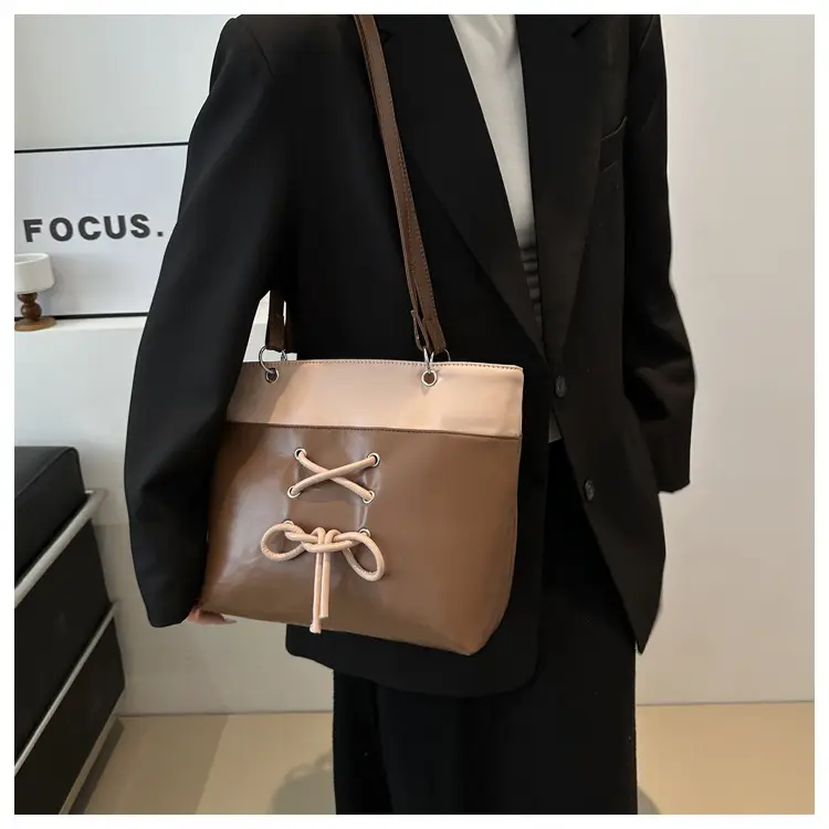 Women's Beige Pink Butterfly Embroidered Tote Bag — feature 16