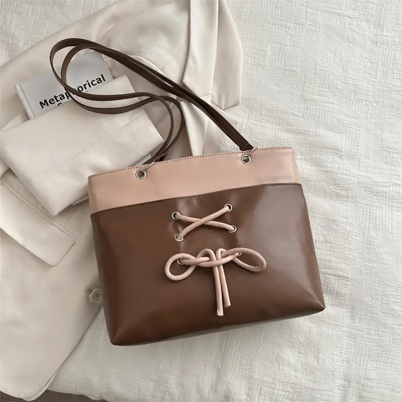 Women's Beige Pink Butterfly Embroidered Tote Bag