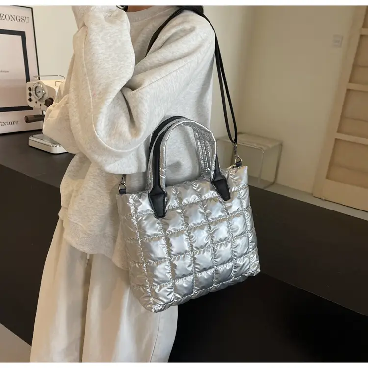 White Quilted Women's Shoulder Messenger Bag 2024