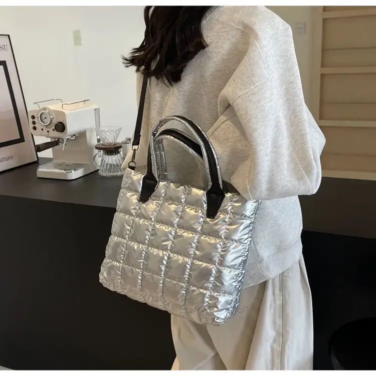 White Quilted Women's Shoulder Messenger Bag 2024 — feature 30