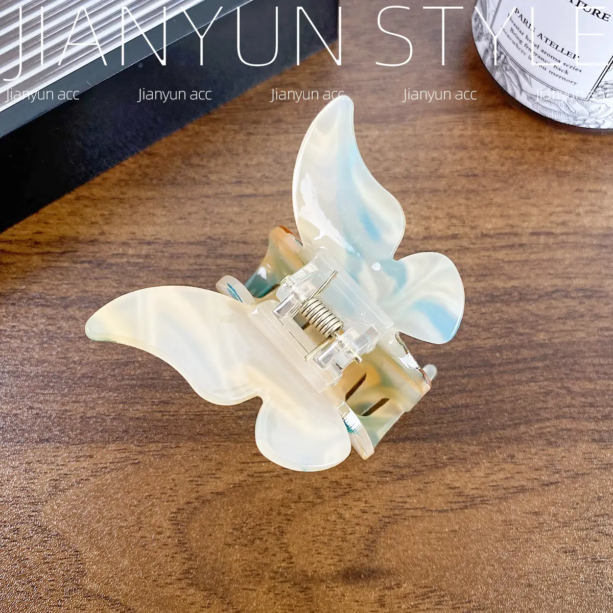 Acrylic Butterfly Hair Clip for Women Elegant Sweet Accessories - Image 4