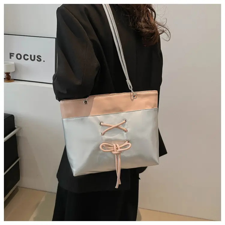 Women's Large Capacity Contrast Tote Bag 2024 — feature 19
