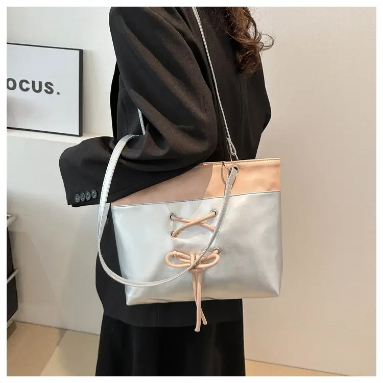 Women's Large Capacity Contrast Tote Bag 2024 — feature 22
