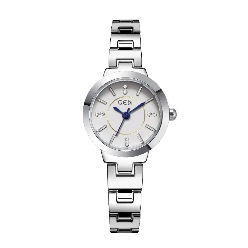 Women's Elegant Quartz Watch with Diamond-Embedded Bracelet