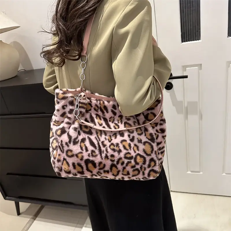 Leopard Print Plush Shoulder Bag Women Large Capacity - Image 5