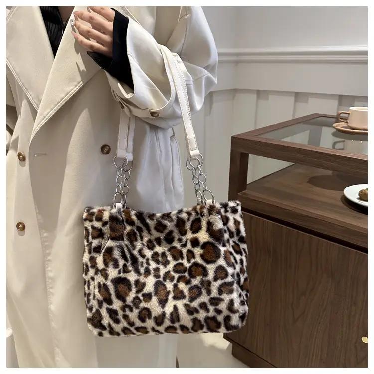 Leopard Print Plush Shoulder Bag Women Large Capacity — feature 18